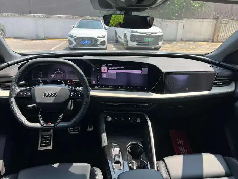 Audi Q5L 2026 2.0T Exclusive Edition for Million Users — миниатюра 12
