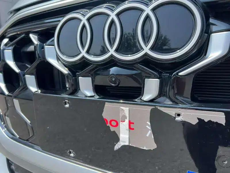 Audi Q5L 2026 2.0T Exclusive Edition for Million Users — миниатюра 7