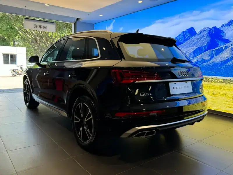 Audi Q5L 2022 40T Fashion Dynamic Edition — миниатюра 4