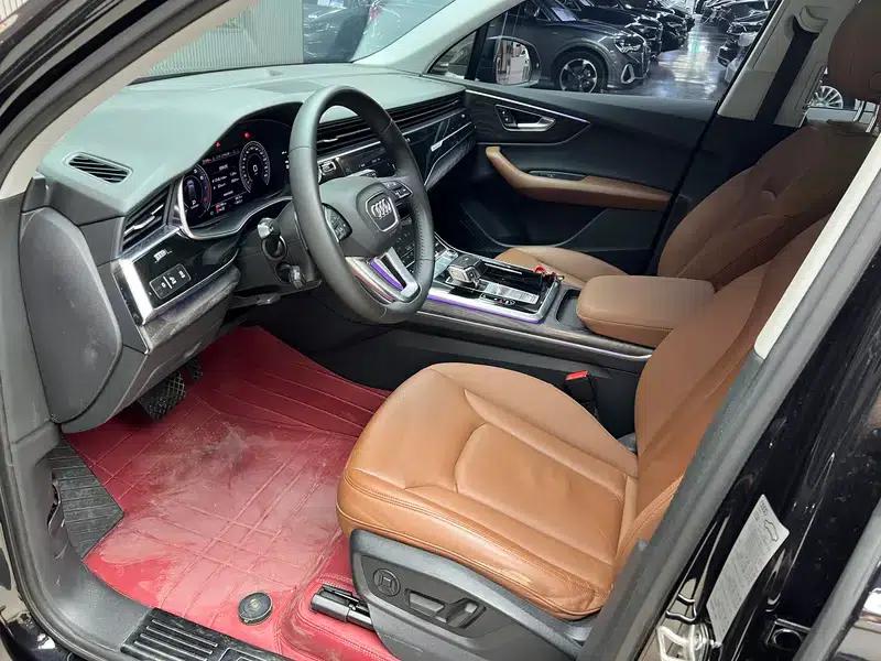 Audi Q7 2020 55 TFSI quattro Black Knight Edition — миниатюра 13