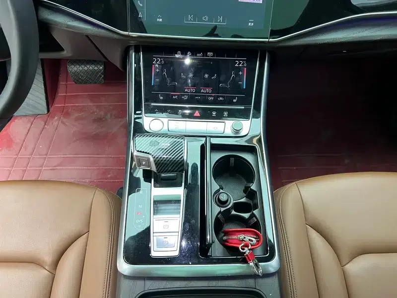 Audi Q7 2020 55 TFSI quattro Black Knight Edition — миниатюра 18