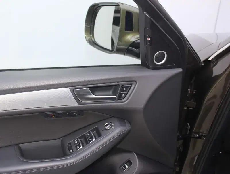 Audi Q5 (Imported) 2013 45 TFSI quattro Sport — миниатюра 19