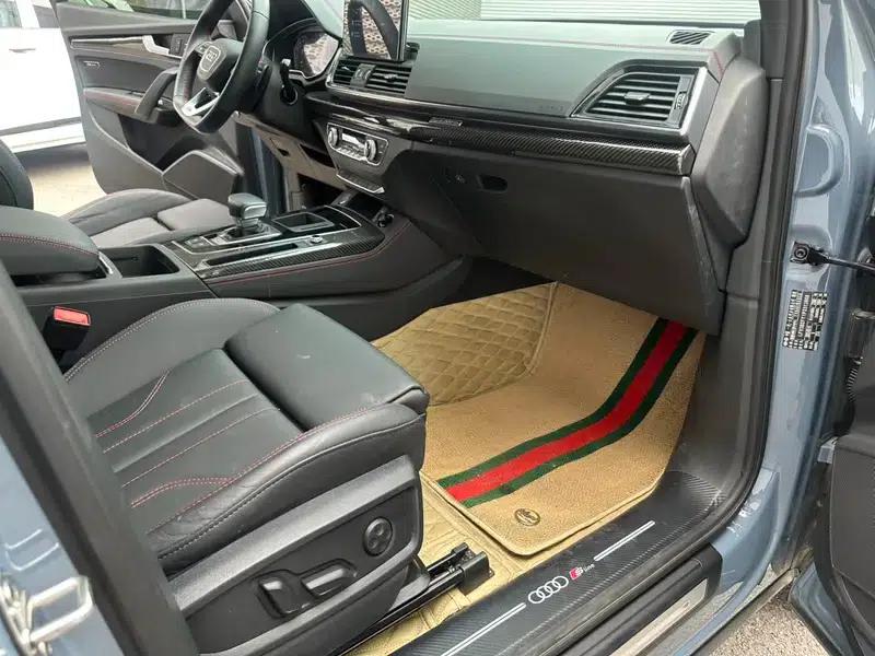 Audi Q5L Sportback 2022 Facelift 40 TFSI RS Package (Extreme Performance) — миниатюра 13