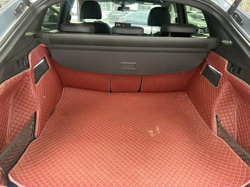 Audi Q5L Sportback 2022 Facelift 40 TFSI RS Package (Extreme Performance) — миниатюра 28