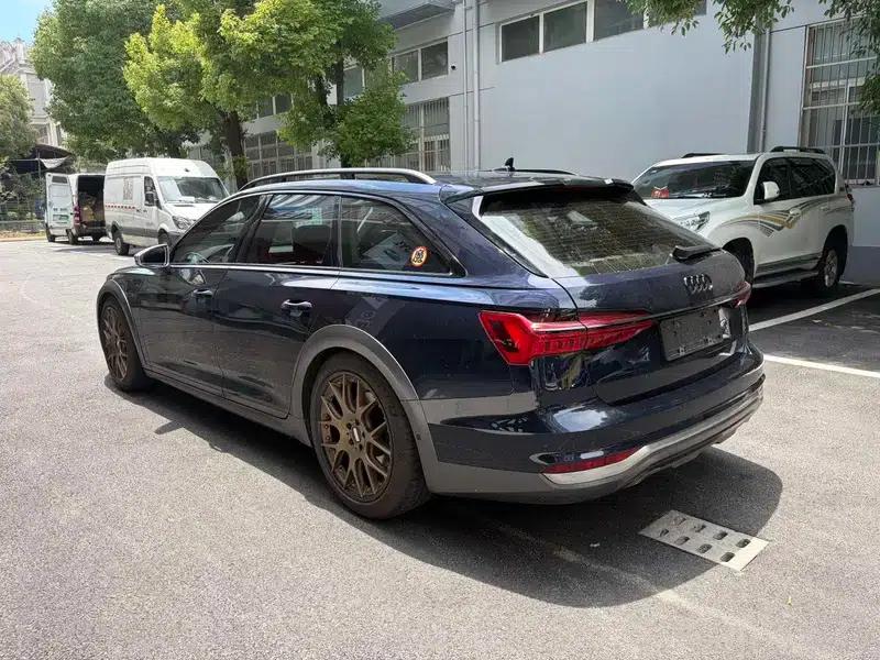 2020 Audi A6 (Imported) allroad Explorer 55 TFSI Premium Off-Road Model — миниатюра 3