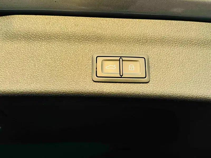 2021 Audi A6 (Imported) allroad quattro Explorer 55 TFSI Premium Off-Road Model — миниатюра 11