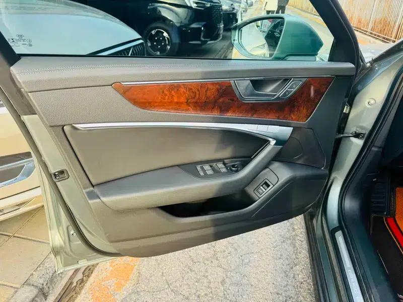 2021 Audi A6 (Imported) allroad quattro Explorer 55 TFSI Premium Off-Road Model — миниатюра 23