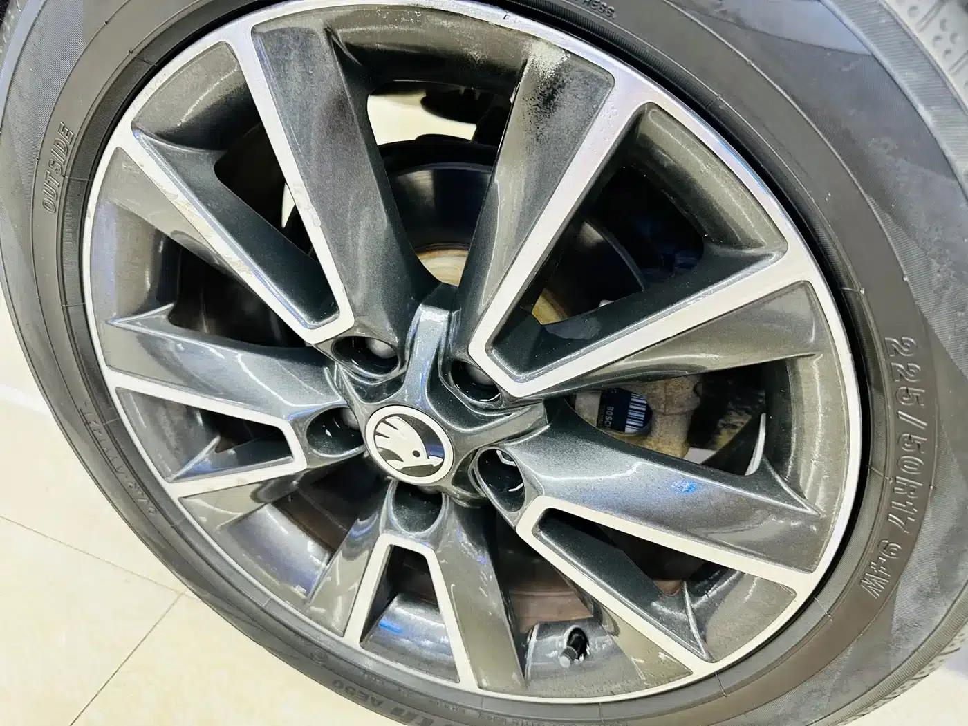 Yeti 2014 1.8TSI DSG Off-Road Edition — миниатюра 11