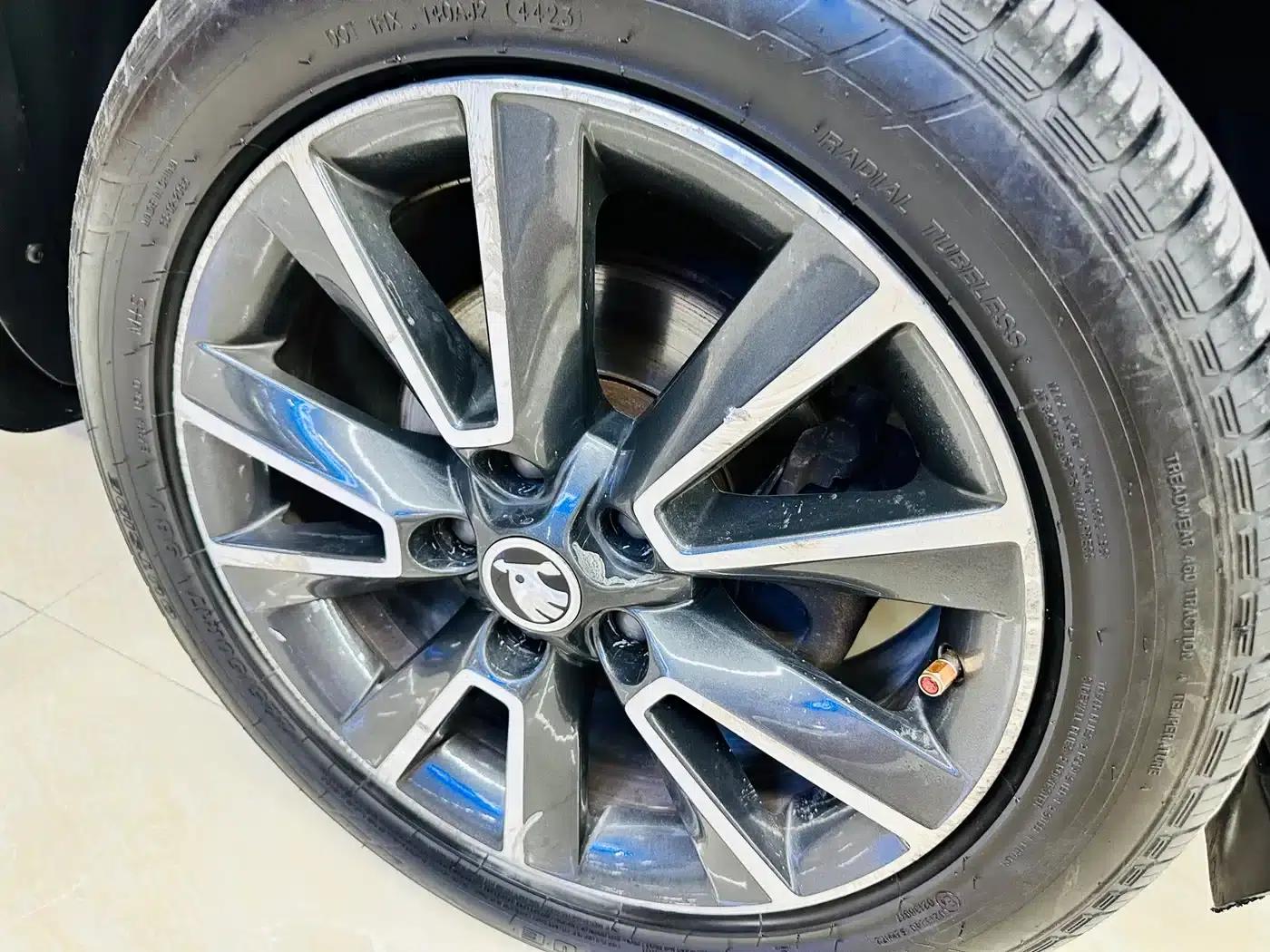 Yeti 2014 1.8TSI DSG Off-Road Edition — миниатюра 10