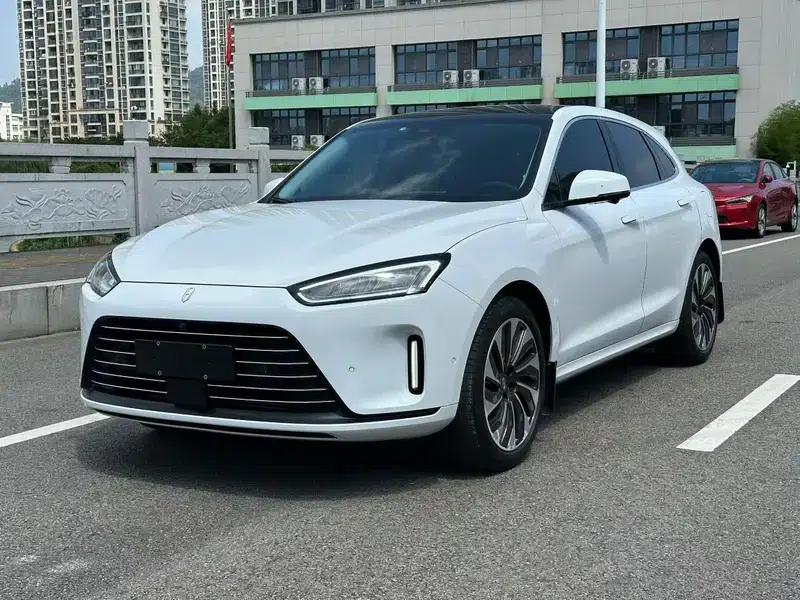 Wenjie M5 2022 Extended Range Rear-Wheel Drive Standard Edition — миниатюра 1