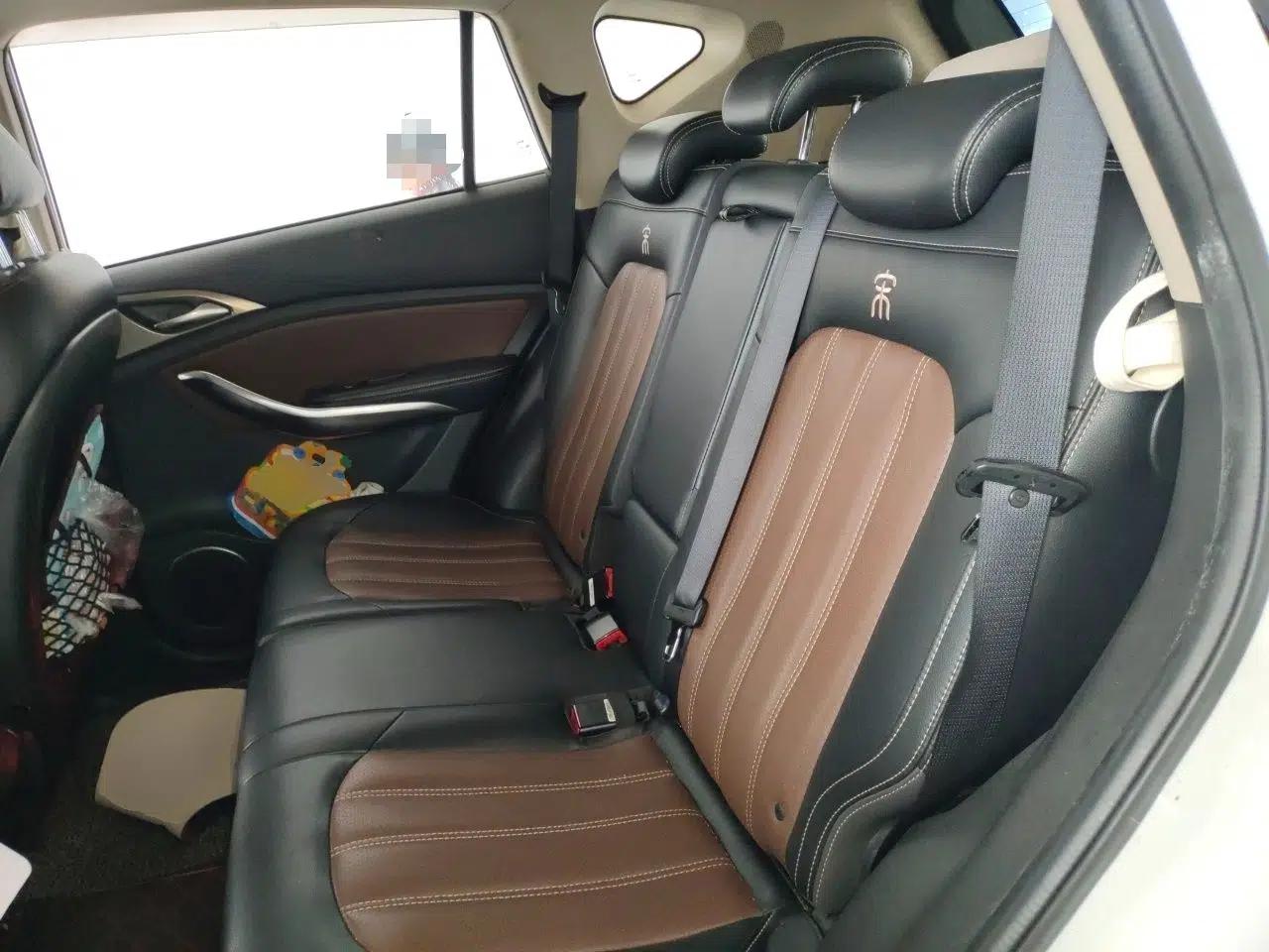 BYD Song 2016 GaiShi Edition 1.5TID Automatic Elite Model — миниатюра 17