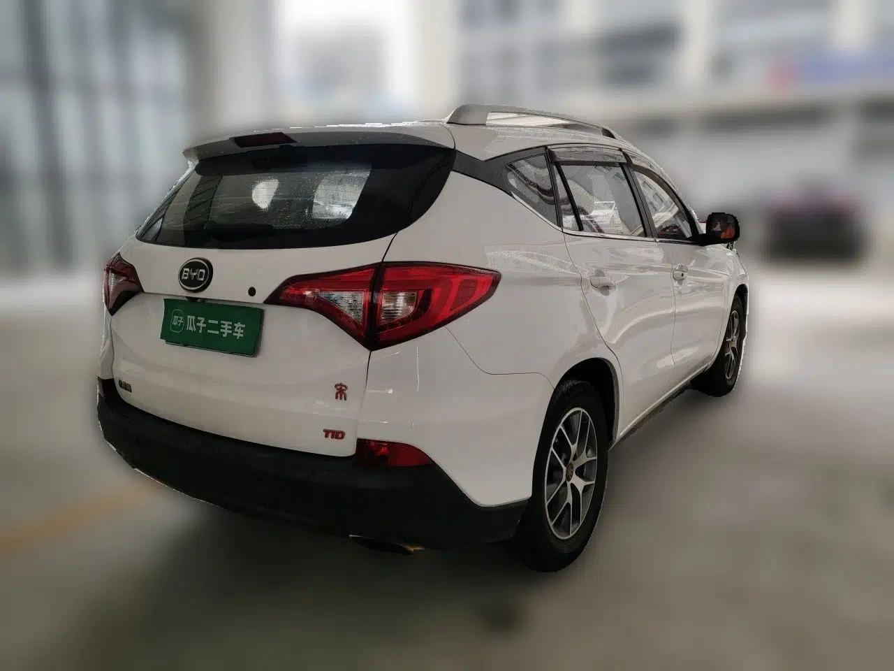 BYD Song 2016 GaiShi Edition 1.5TID Automatic Elite Model — миниатюра 6