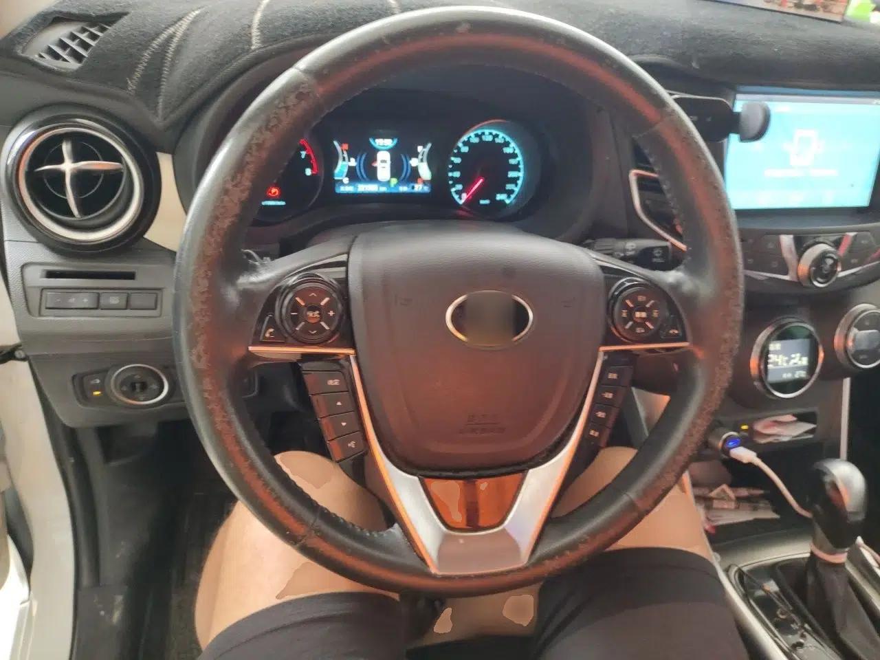 BYD Song 2016 GaiShi Edition 1.5TID Automatic Elite Model — миниатюра 10