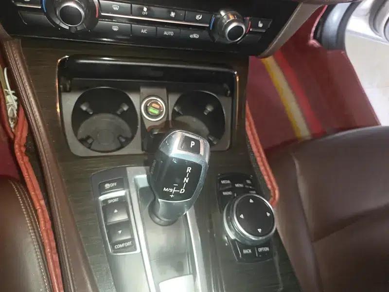 2014 BMW 5 Series 525Li Luxury Design Package — миниатюра 14