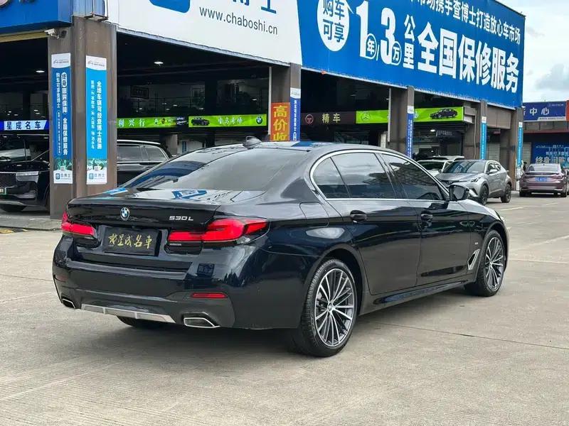 2023 BMW 5 Series 530Li Leading Edition M Sport Package — миниатюра 6
