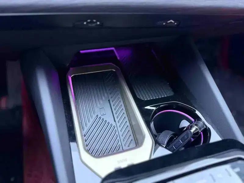 2024 BMW 5 Series 530Li Leading Edition M Sport Package — миниатюра 12