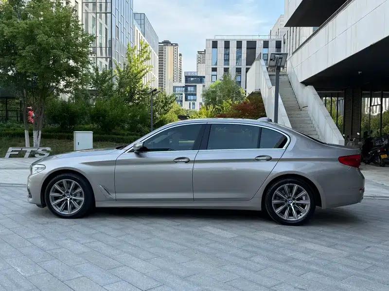 BMW 5 Series 2018 528Li Launch Special Edition — миниатюра 3