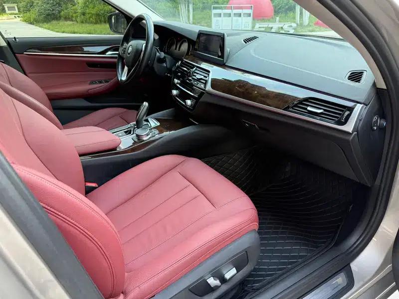 BMW 5 Series 2018 528Li Launch Special Edition — миниатюра 6