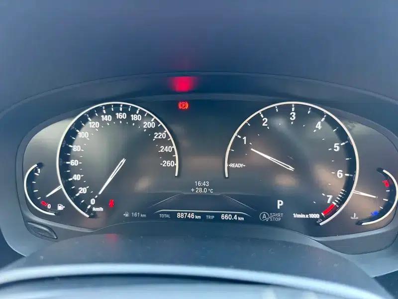 BMW 5 Series 2018 528Li Launch Special Edition — миниатюра 8