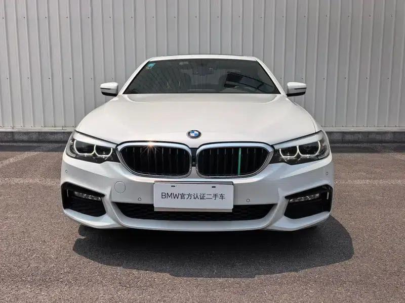 2018 BMW 5 Series 530Li Leading Edition M Sport Package — миниатюра 2