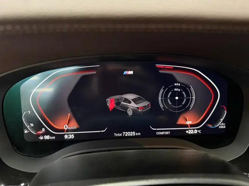 2022 BMW 5 Series 530Li Luxury M Sport Package — миниатюра 8
