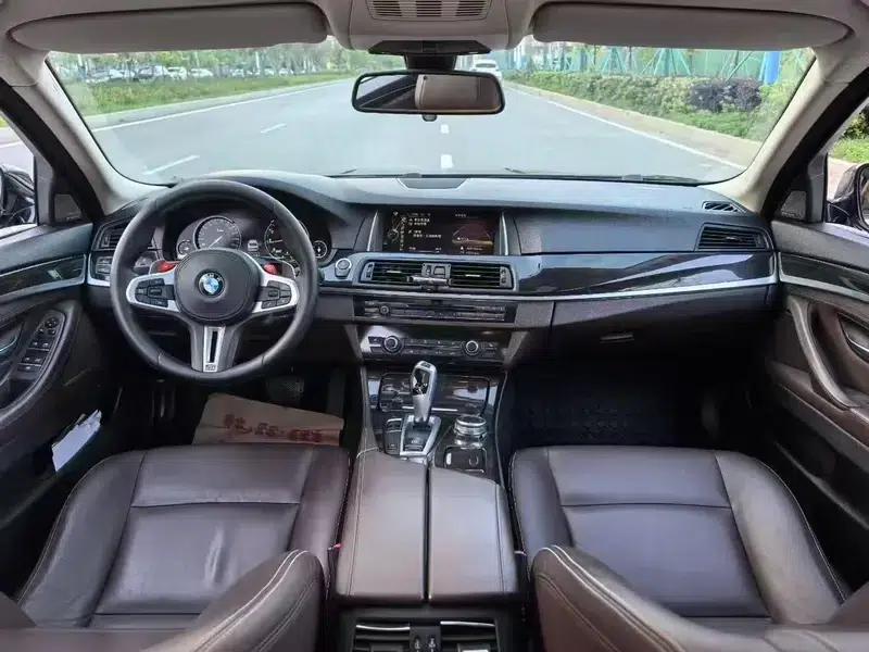 2017 BMW 5 Series 525Li Luxury Design Package — миниатюра 7
