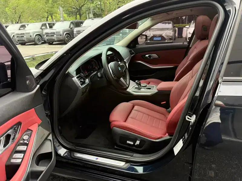 2022 BMW 3 Series Facelift 325i M Sport Shadow Edition — миниатюра 11