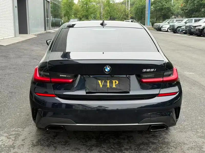 2022 BMW 3 Series Facelift 325i M Sport Shadow Edition — миниатюра 5