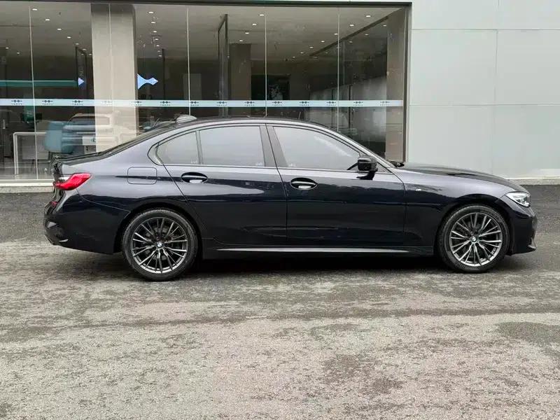 2022 BMW 3 Series Facelift 325i M Sport Shadow Edition — миниатюра 7