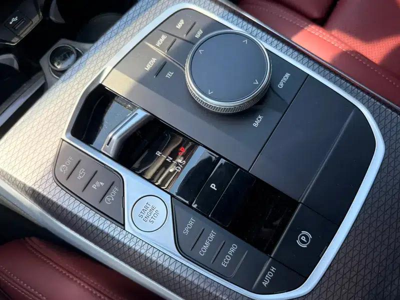 2023 BMW 3 Series 325i M Sport Shadow Edition — миниатюра 14