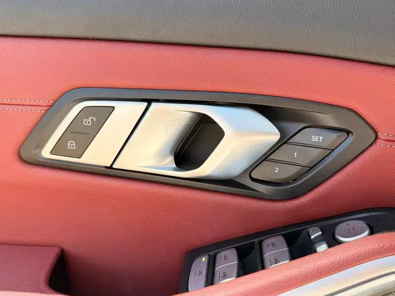 2023 BMW 3 Series 325i M Sport Shadow Edition — миниатюра 17