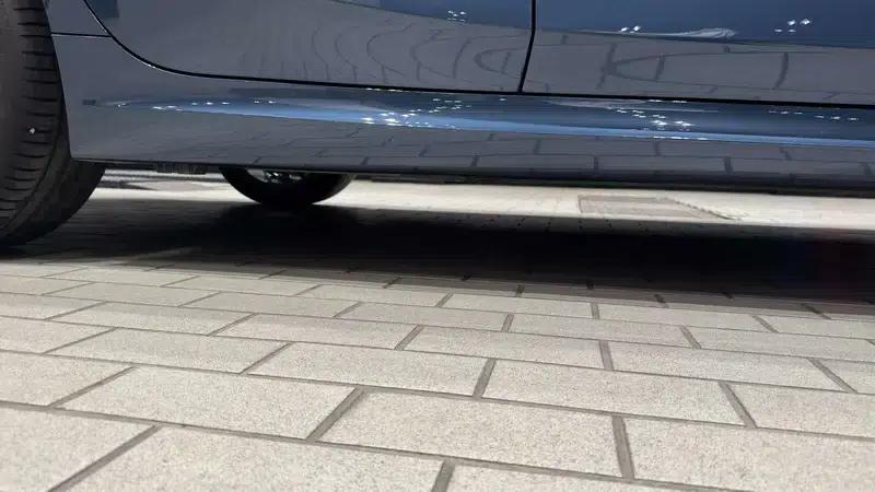 2025 BMW 3 Series 330i M Sport Shadow Edition — миниатюра 14