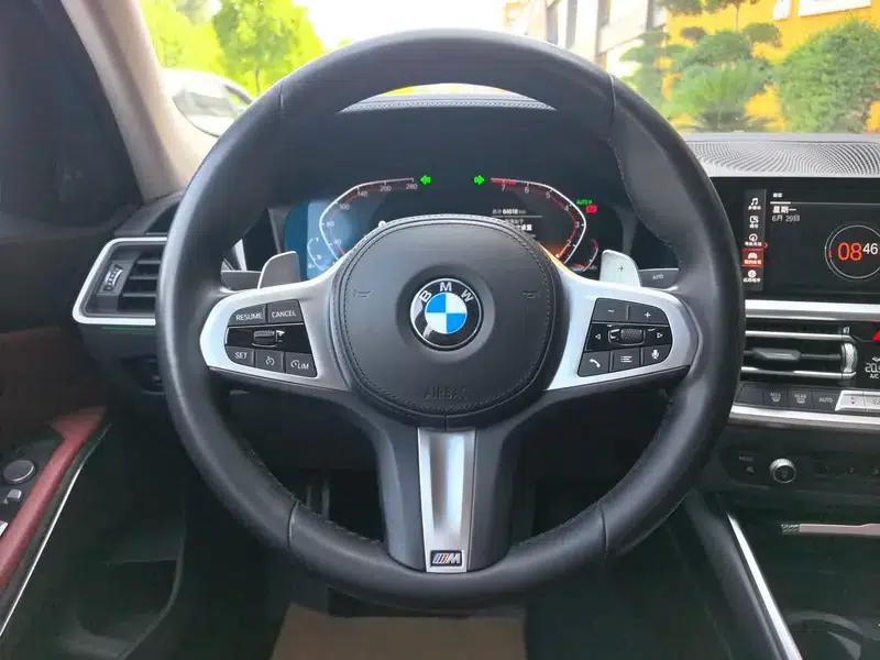 2021 BMW 3 Series 330i M Sport Shadow Edition — миниатюра 14
