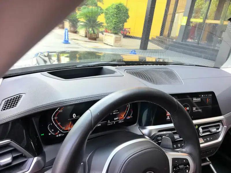 2021 BMW 3 Series 330i M Sport Shadow Edition — миниатюра 16