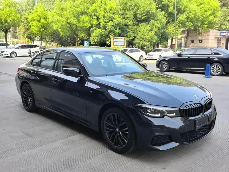 2021 BMW 3 Series 330i M Sport Shadow Edition — миниатюра 3