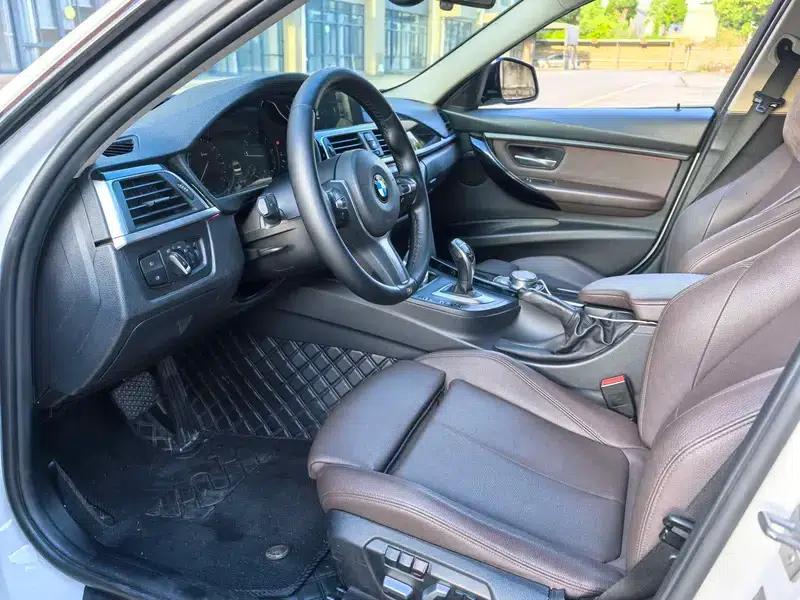 2018 BMW 3 Series 320Li Leading M Sport Package — миниатюра 12