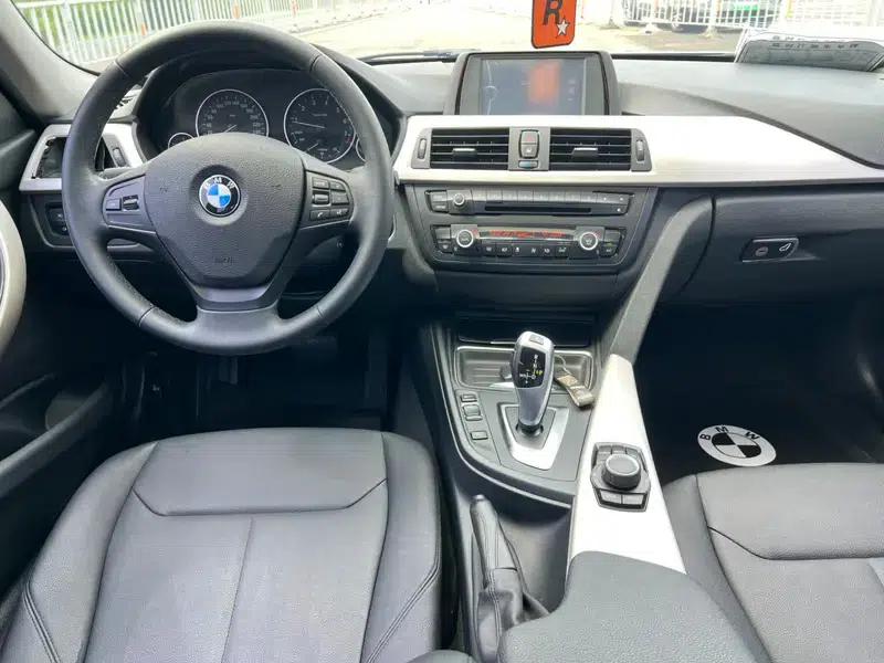 BMW 3 Series 2014 320Li Fashion Edition — миниатюра 12