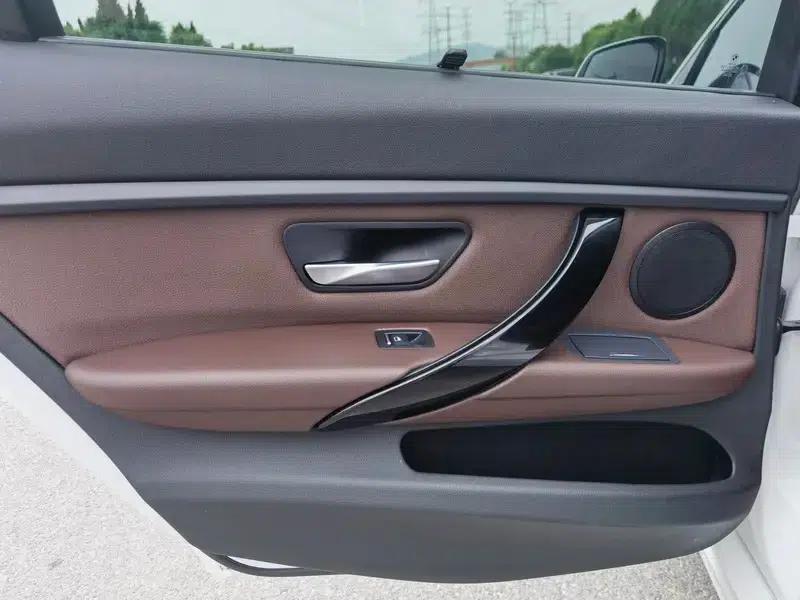BMW 3 Series 2019 320Li Fashion Edition — миниатюра 17