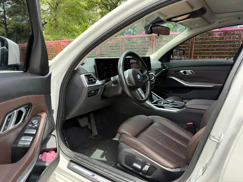 2023 BMW 3 Series 320Li M Sport Package — миниатюра 11