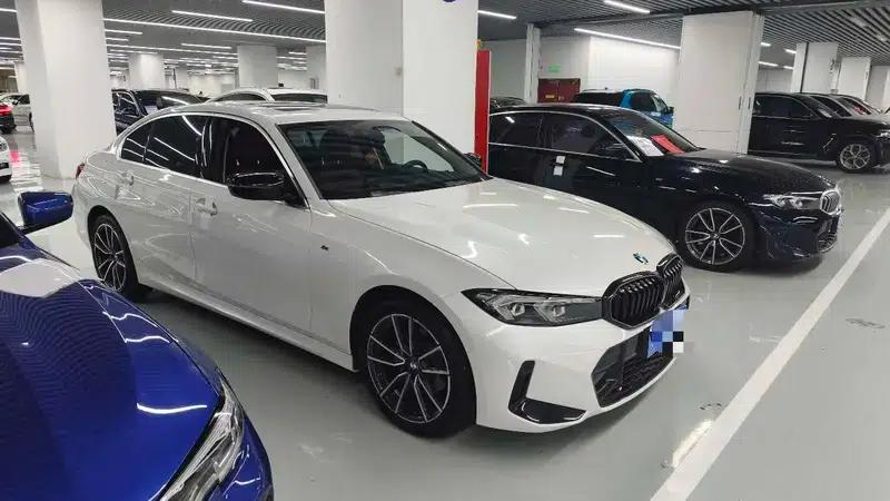 2023 BMW 3 Series 320Li M Sport Package — миниатюра 3