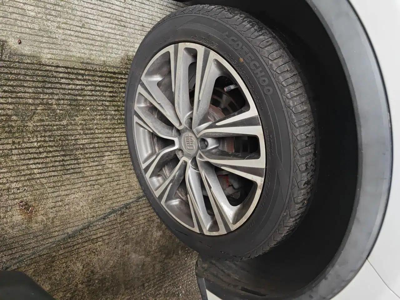 BYD Tang 2018 2.0T Automatic SmartConnect Prestige 7-Seater China V Standard — миниатюра 8