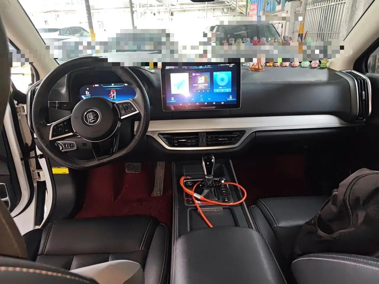 BYD Tang 2018 2.0T Automatic SmartConnect Prestige 7-Seater China V Standard — миниатюра 9
