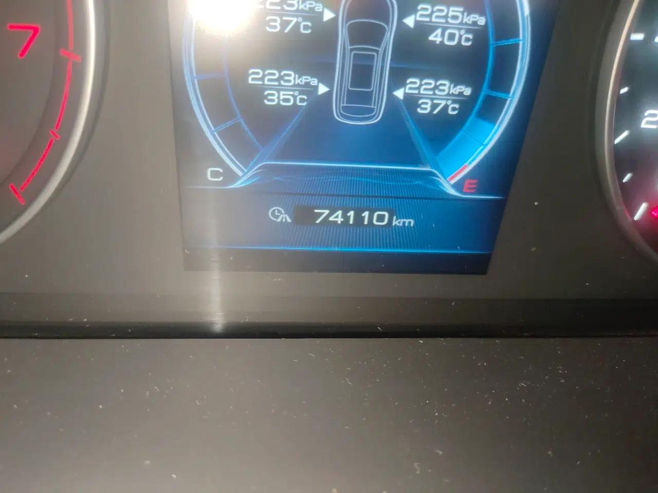 BYD Tang 2018 2.0T Automatic Smart Connect Prestige 7-Seater China V Standard — миниатюра 12