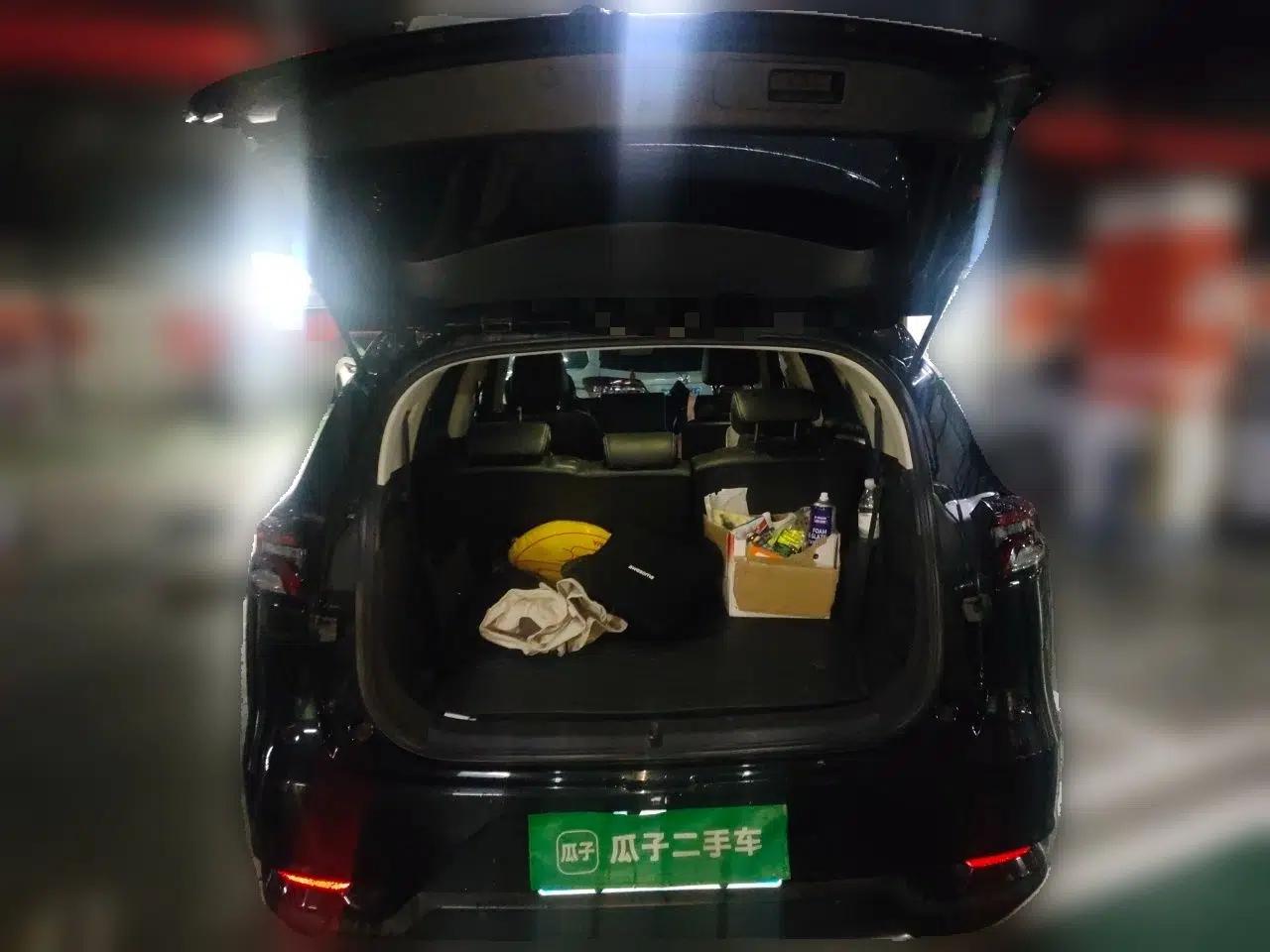 BYD Tang 2018 2.0T Automatic Smart Connect Prestige 7-Seater China V Standard — миниатюра 19
