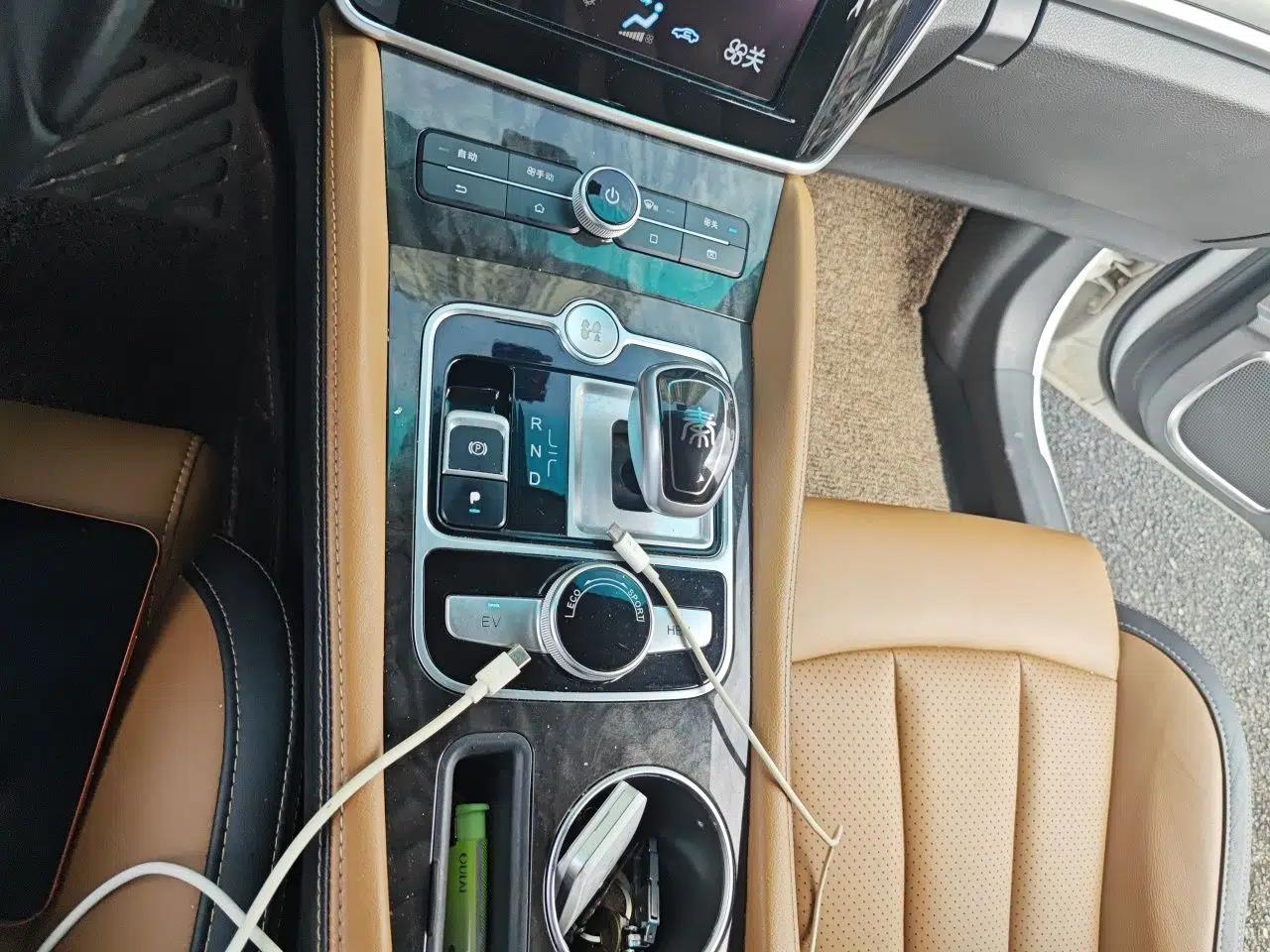 BYD Qin New Energy 2017 1.5T Luxury Model — миниатюра 14