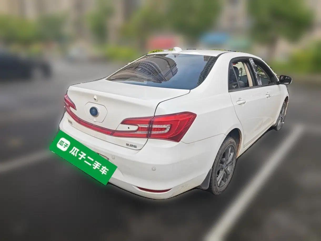 BYD Qin New Energy 2017 1.5T Luxury Model — миниатюра 6