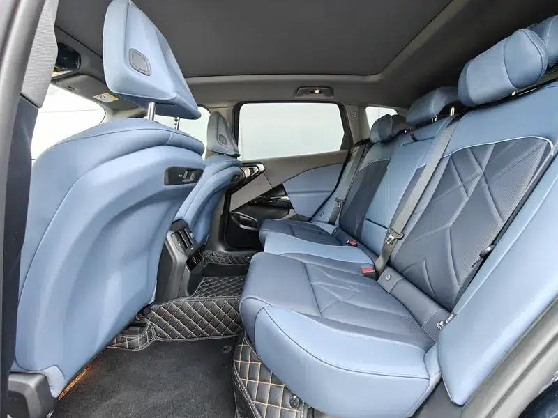 BMW X3 2025 xDrive25L Luxury Package — миниатюра 16