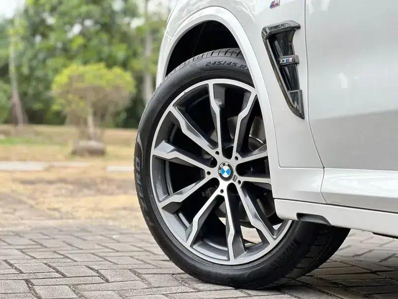 BMW X3 2022 xDrive30i Luxury M Sport Package — миниатюра 13