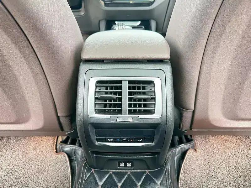 BMW X3 2022 xDrive30i Luxury M Sport Package — миниатюра 15