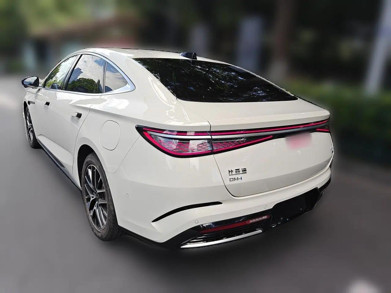BYD Seal 07 DM-i 2025 Intelligent Driving Version DM-i 1.5L 125 km Luxury Edition — миниатюра 4